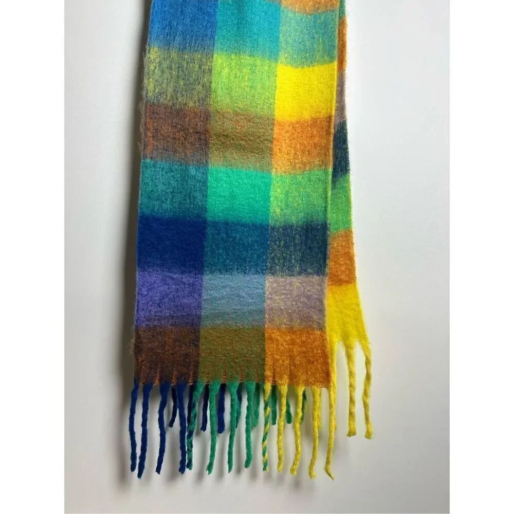 Multi color oversized scarf - Picture 4 of 8